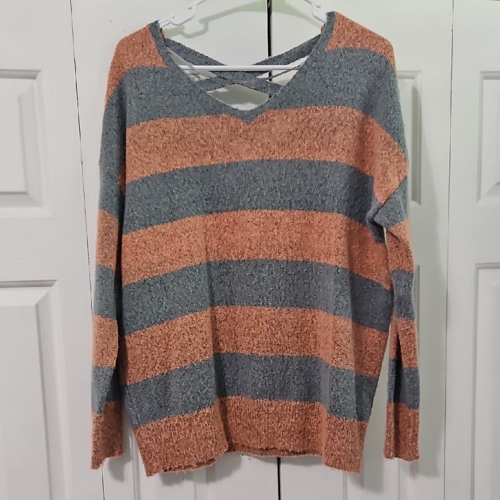 Hem & Thread V-Neck Gray and Orange Sweater